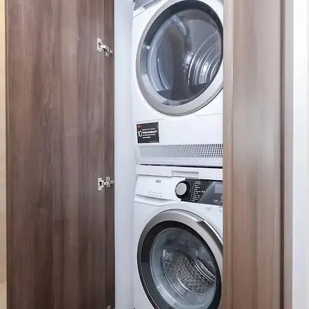 Lägenhet Sky Park Tower 1, Luxury With Free Parking