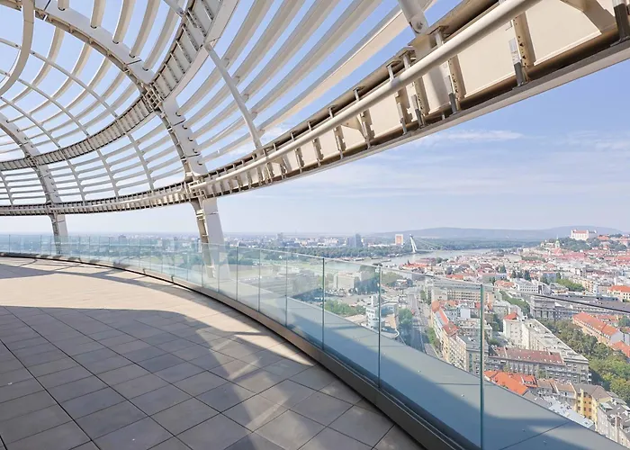 Sky Park Tower 1, Luxury With Free Parking