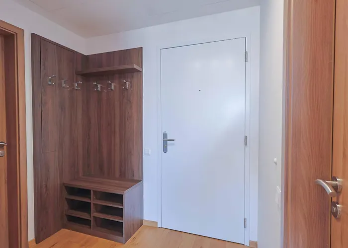 Sky Park Tower 1, Luxury With Free Parking * Bratislava