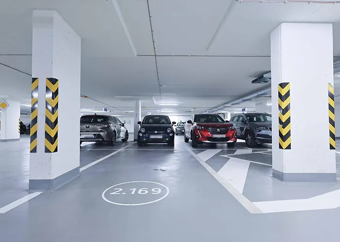 Sky Park Tower 1, Luxury With Free Parking شقة براتسيلافا