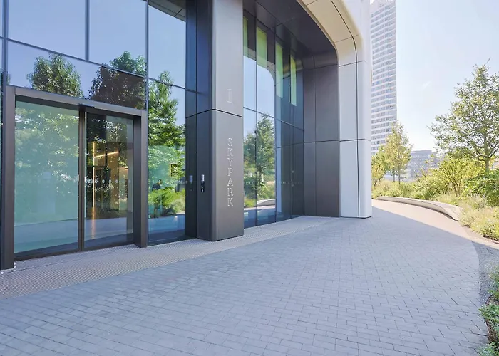 Appartement Sky Park Tower 1, Luxury With Free Parking Bratislava